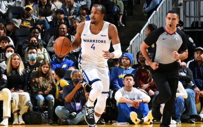 今晚罗马手感冰凉:NBA总决赛节点到来;球迷炸锅;赛季目标并未改变 今晚罗马手感冰凉:NBA总决赛节点到来;球迷炸锅;赛季目标并未改变