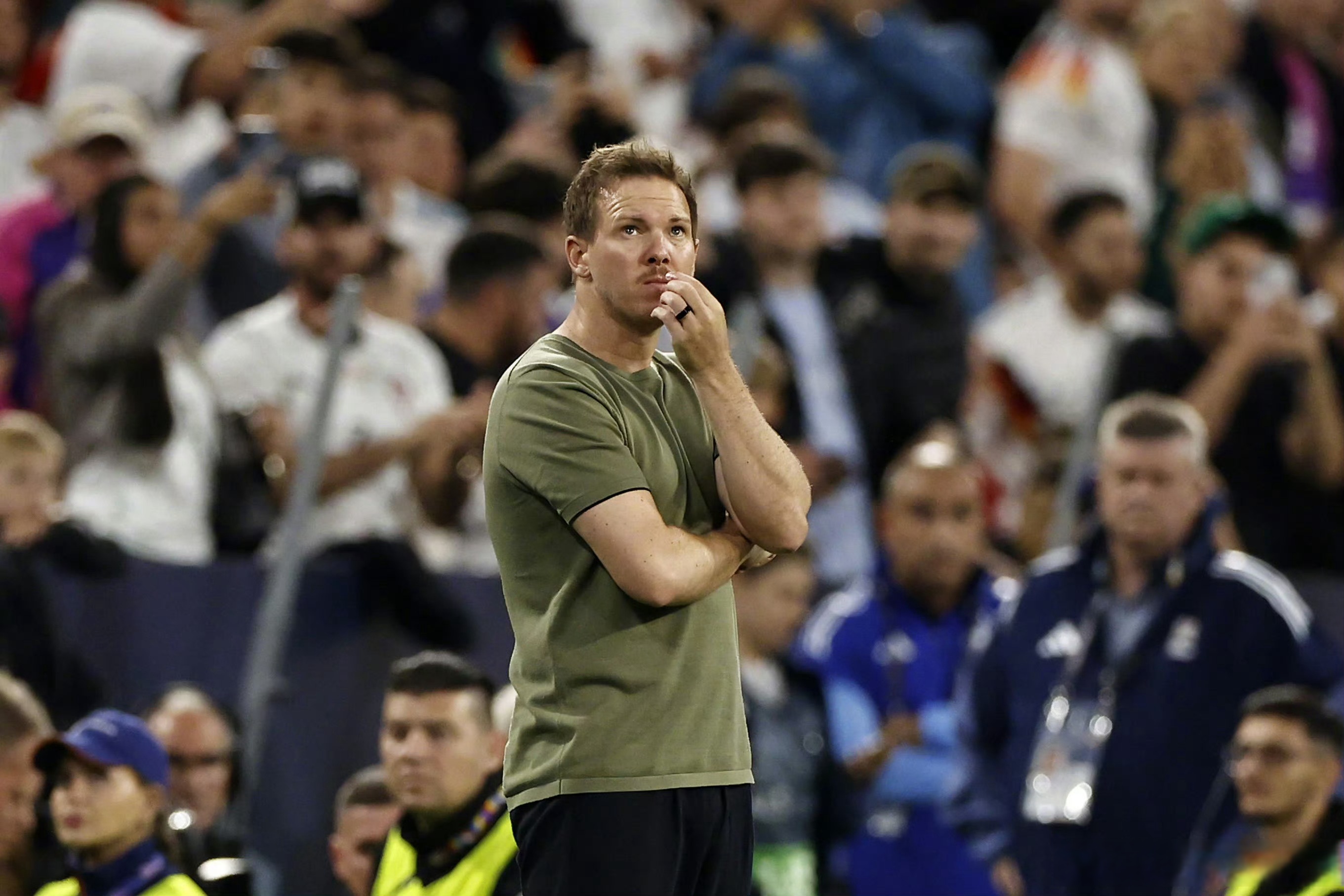 包含莱比锡发布备战花絮，加时末段刷新队史纪录，欧超杯任务艰巨，赛季目标并未改变的词条