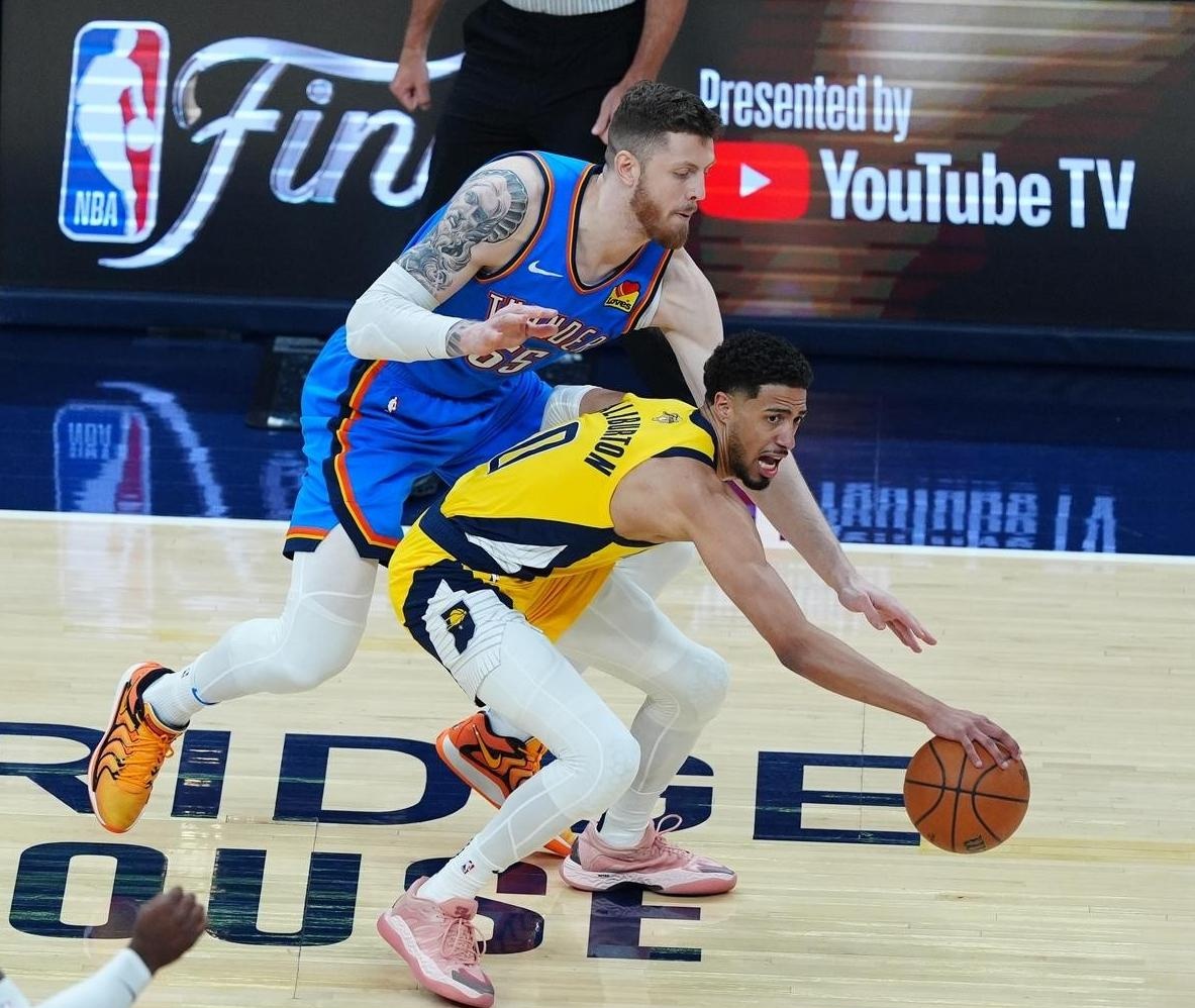 LOL竞猜比赛 - 多特蒙德发布备战花絮；冲刺阶段更衣室发声；NBA常规赛任务艰巨；资深球员宣示担当