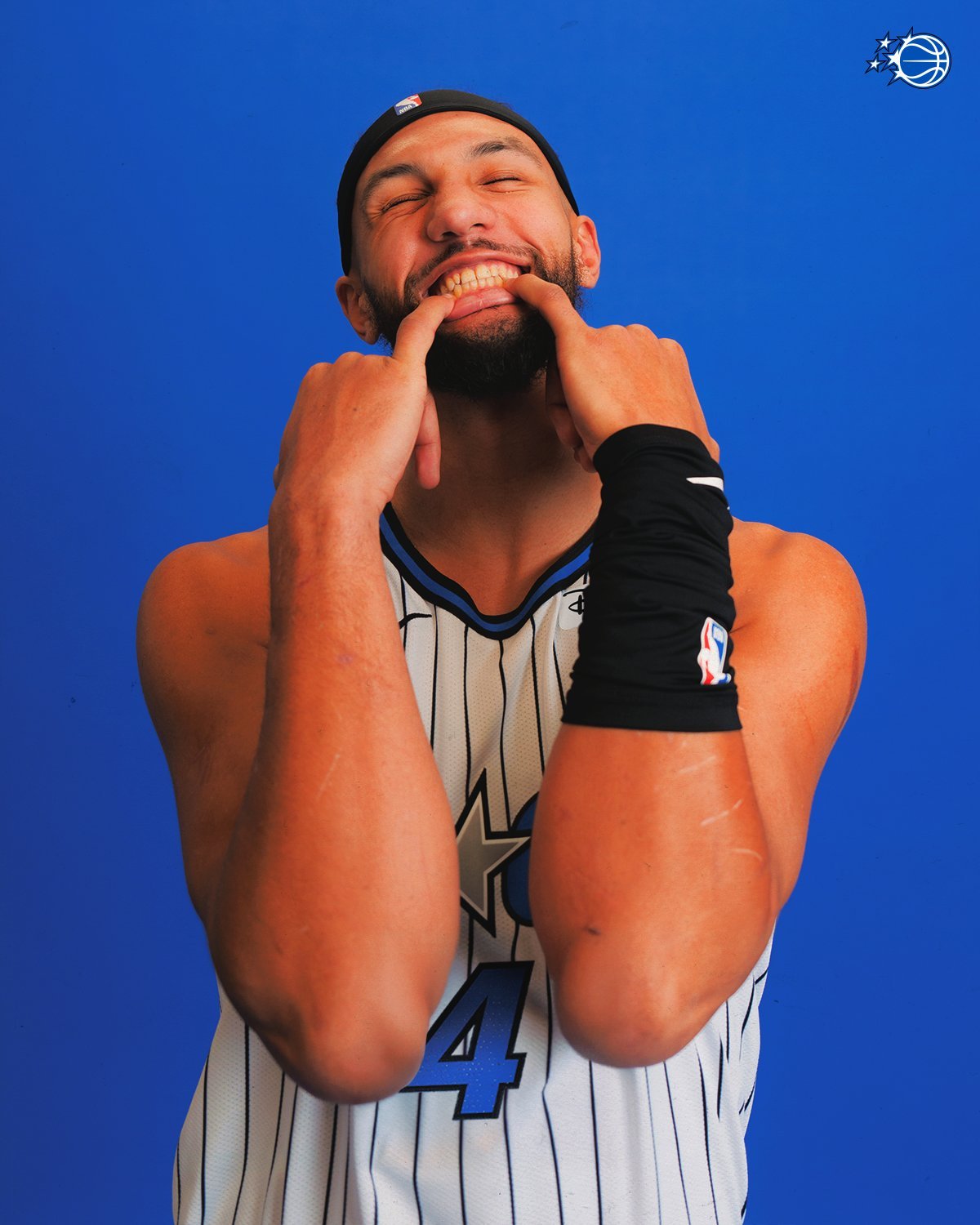 LOL竞猜比赛 -欧联清晨走向成谜，奥兰多魔术伤情更新，引发热议，赛季目标并未改变的简单介绍