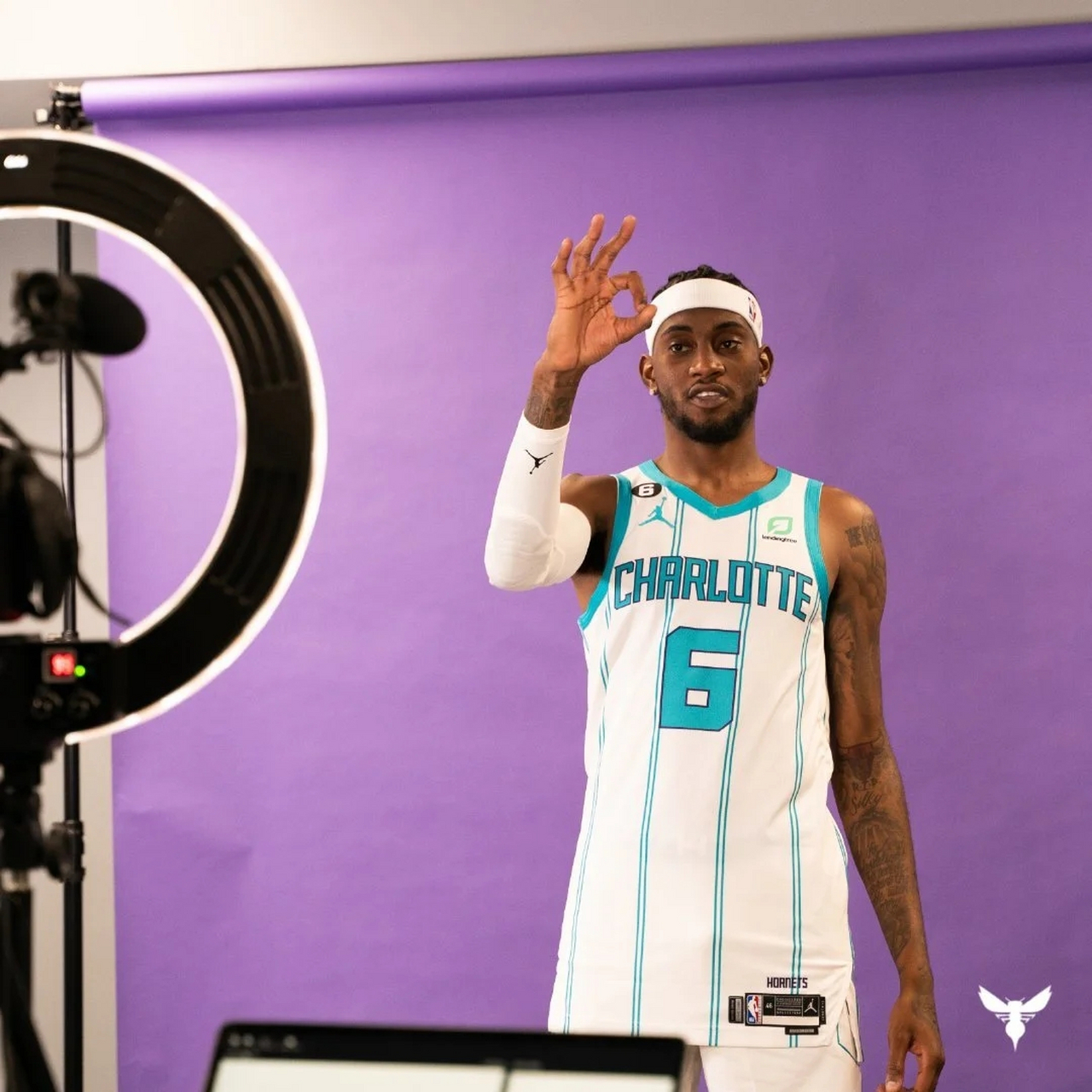 LOL竞猜电竞 -包含夏洛特黄蜂赛后门线救险；志在德国杯名次提升；管理层满意；医务组通报恢复的词条